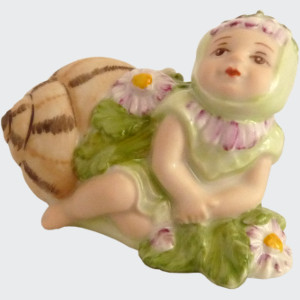Sedmikráska - porcelánová miniatura šnečího človíčka ze sběratelské kolekce Šnečí lidičky